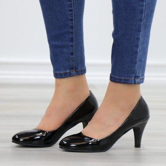 Black Paten Pointy Toe Kitten Low Heel Pumps - Picture 3 of 11